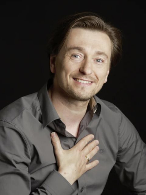 Сергей Безруков
