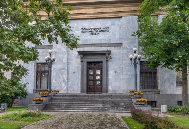 Государственный музей политической истории России / Главное здание музея