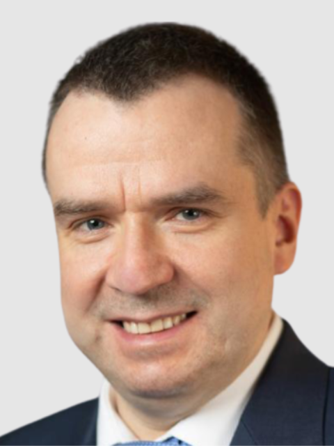 Victor Naumov